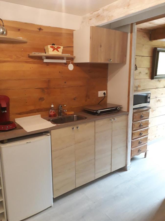 ホテル Patin Couffin Puyloubier エクステリア 写真